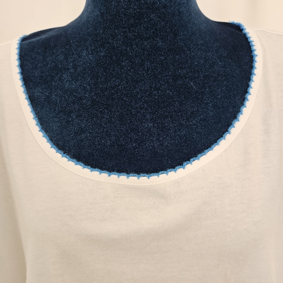 Draper James T Shirt 3X Magnolia White Tee Blue Crochet Detail Scoop Neck Cotton - Picture 3 of 13